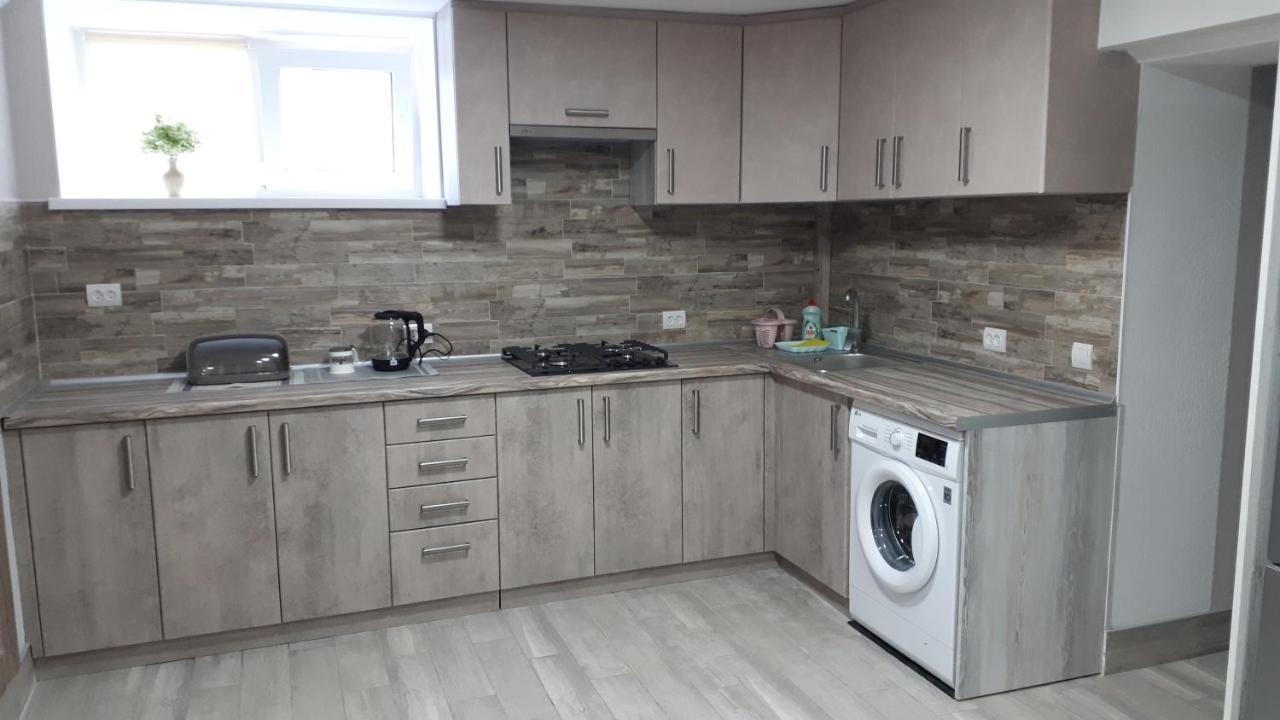 Окремі Номери В Гостьовому Будинку Типу Guest House Kropyvnytskyi Bagian luar foto