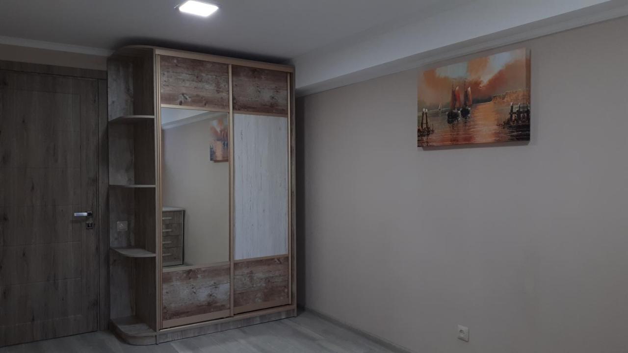 Окремі Номери В Гостьовому Будинку Типу Guest House Kropyvnytskyi Bagian luar foto