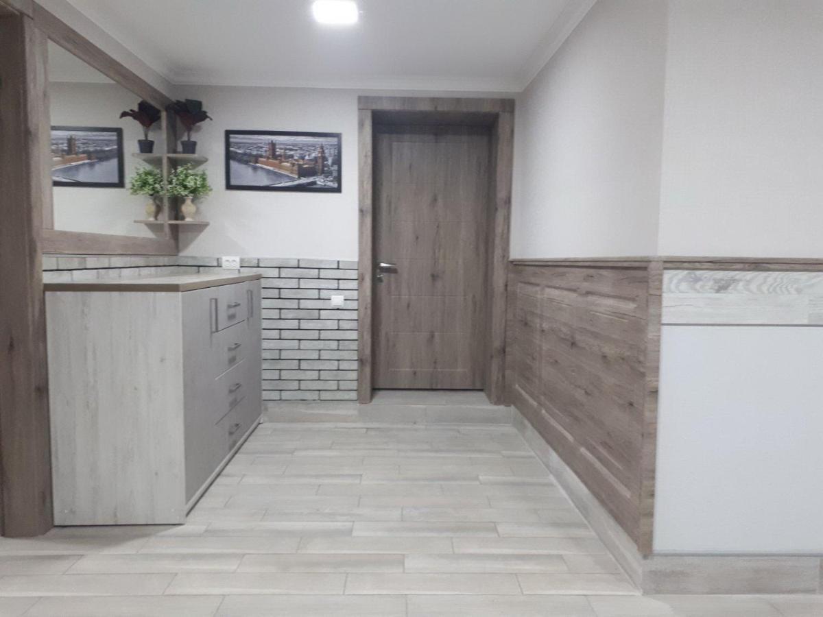 Окремі Номери В Гостьовому Будинку Типу Guest House Kropyvnytskyi Bagian luar foto