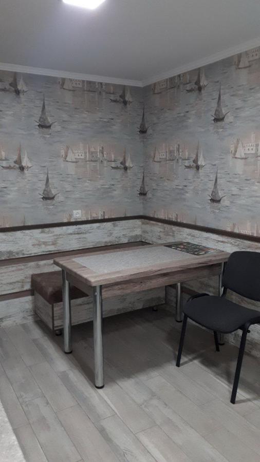 Окремі Номери В Гостьовому Будинку Типу Guest House Kropyvnytskyi Bagian luar foto
