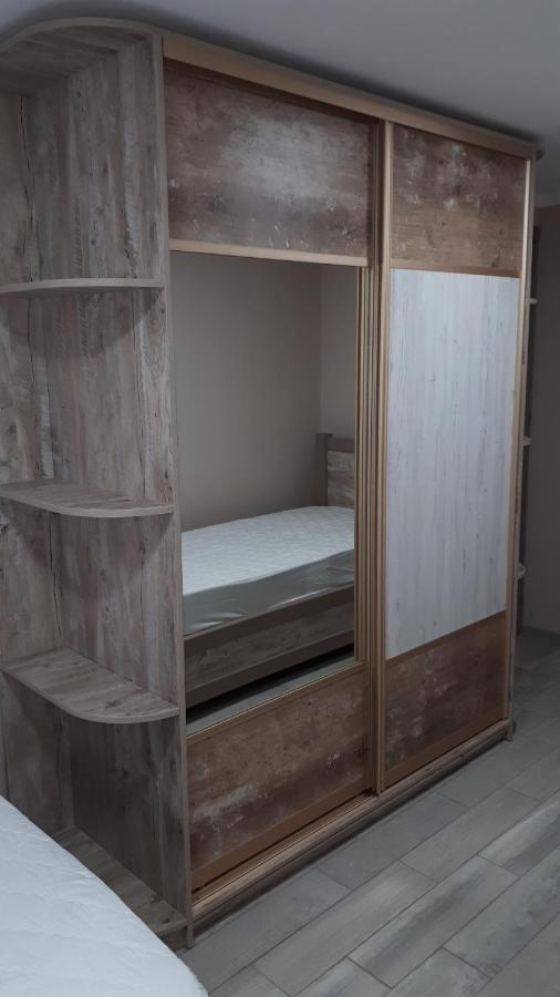 Окремі Номери В Гостьовому Будинку Типу Guest House Kropyvnytskyi Bagian luar foto