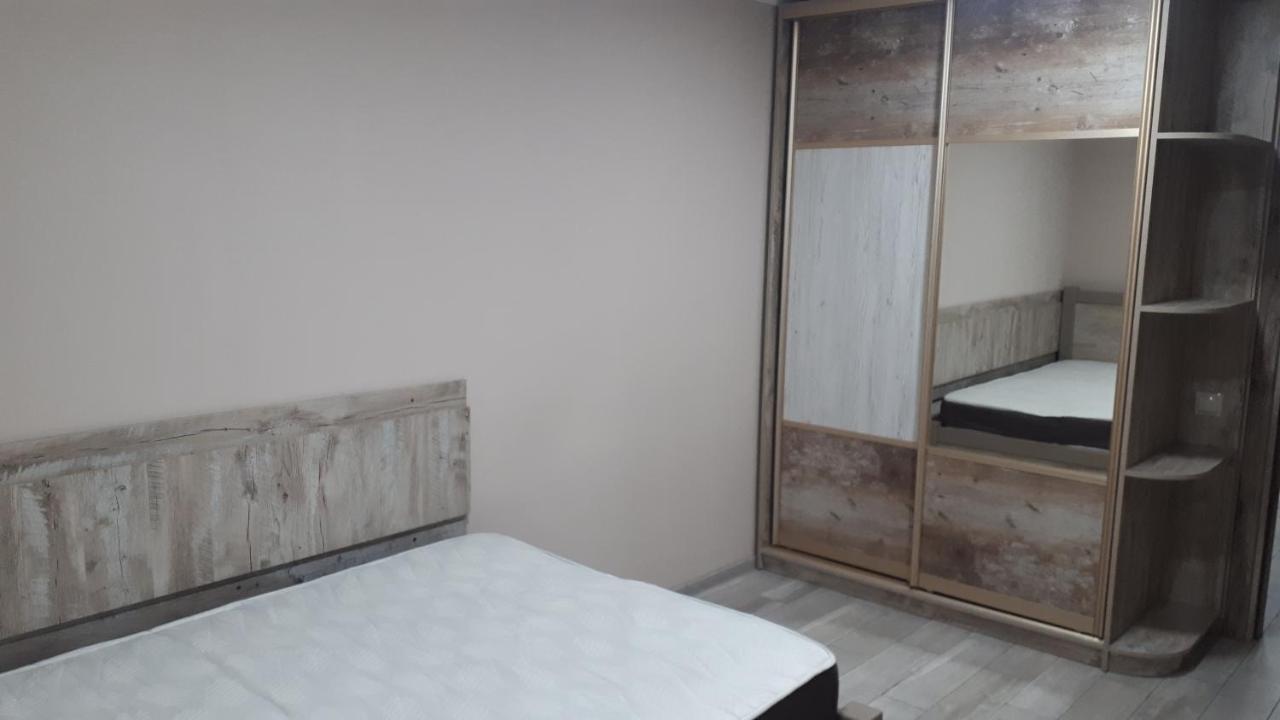 Окремі Номери В Гостьовому Будинку Типу Guest House Kropyvnytskyi Bagian luar foto