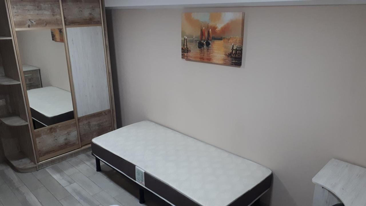 Окремі Номери В Гостьовому Будинку Типу Guest House Kropyvnytskyi Bagian luar foto