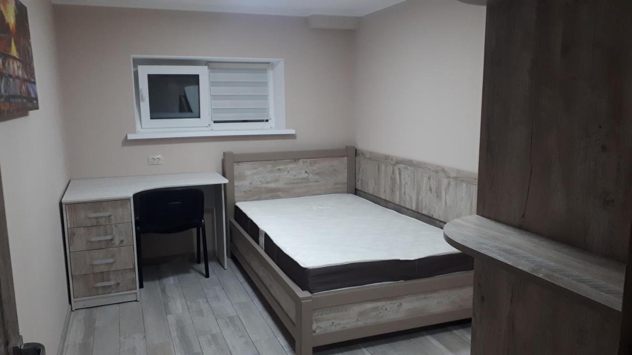 Окремі Номери В Гостьовому Будинку Типу Guest House Kropyvnytskyi Bagian luar foto